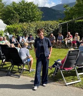 We Zijn Er Bijna NLZIET